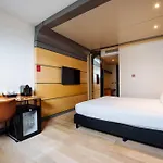 Leonardo Hotel Almere City Center